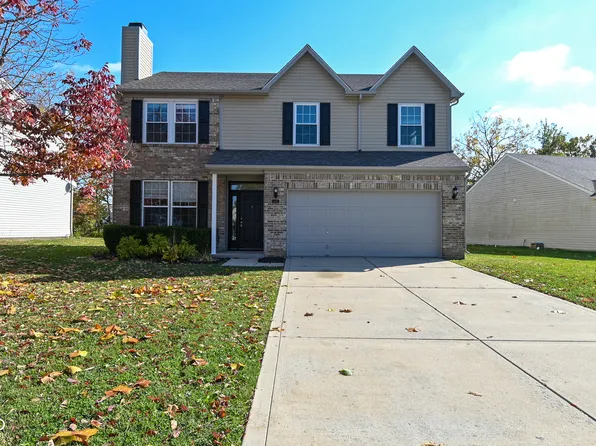 1693 Copeland Farms Dr, Greenfield, IN 46140
