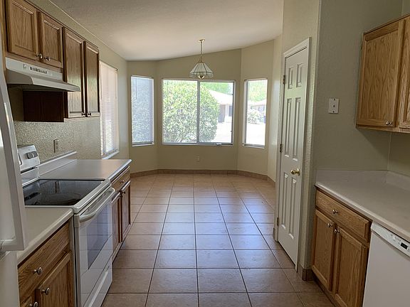 3rd image of 9230 E Corte Arroyo Norte
