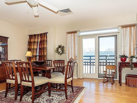 5th image of 88 Wharf St Unit 408