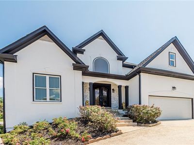 235 Ridge Bluff Ln, Suwanee, GA, 30024
