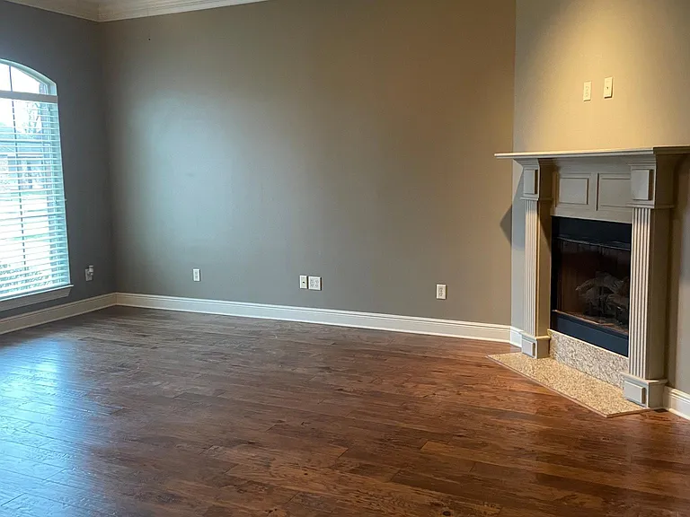 5826 W Austin Dr — Photo 2