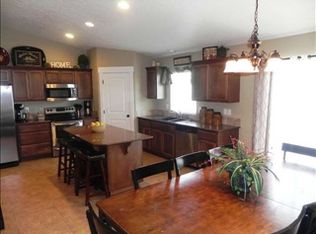 1803 S Irving Pl, Kennewick, WA 99338
