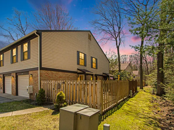 3669 Brentwood St, Norton Shores, MI 49441