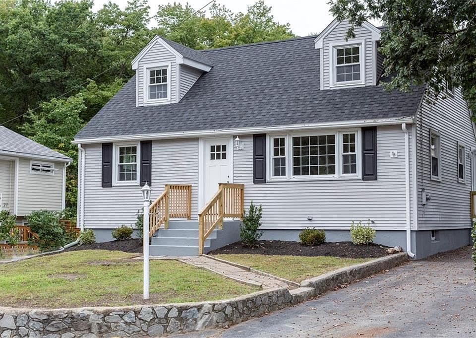 1st image of 25 Diana Ave