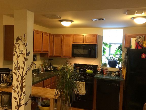 2nd image of 5653-59 N Magnolia Ave