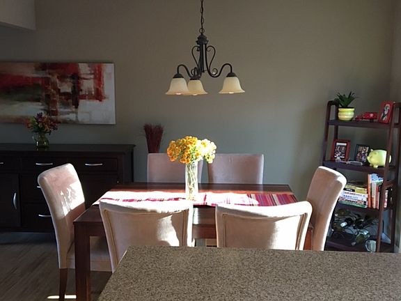 Open DR, breakfast bar