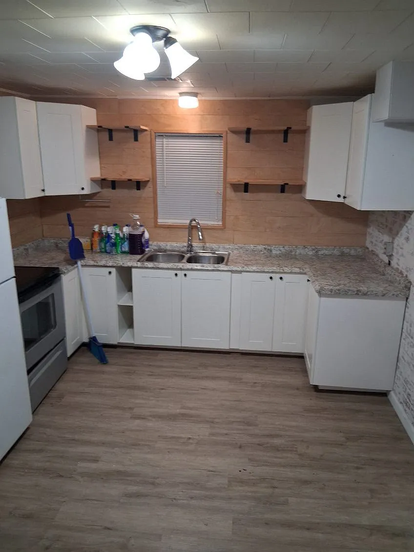 3 bed, 1100 sqft, $1,350 — Photo 4