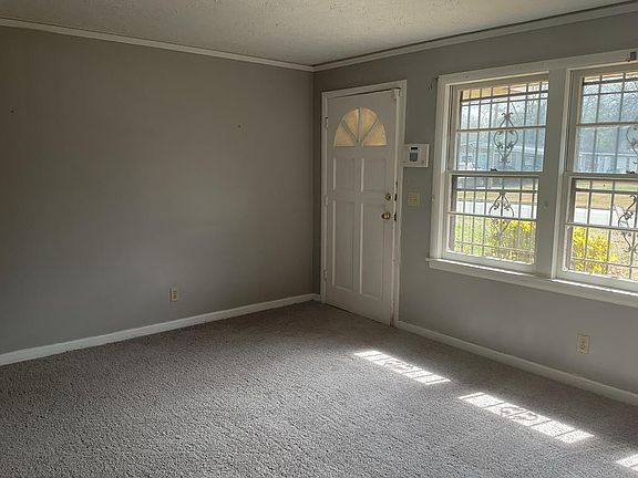 3rd image of 2611 Rice St