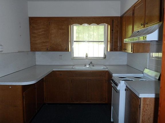 4th image of 1521 Maggie Ln
