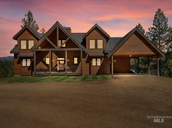 188 Scriver Woods Rd, Garden Valley, ID 83622