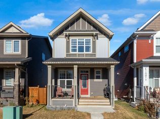 84 S Fireside Cres, Cochrane, AB T4C 2L5