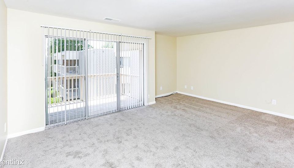 Robin Oaks Apartments 1901 Eastlawn Dr Midland, MI Zillow