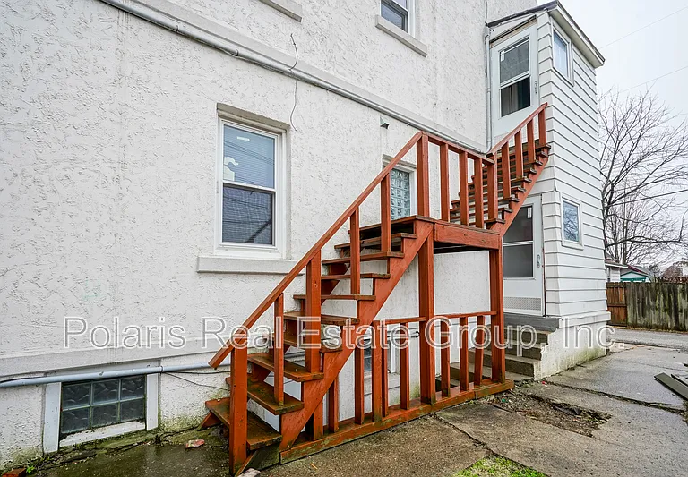 208 W Williams St — Photo 23