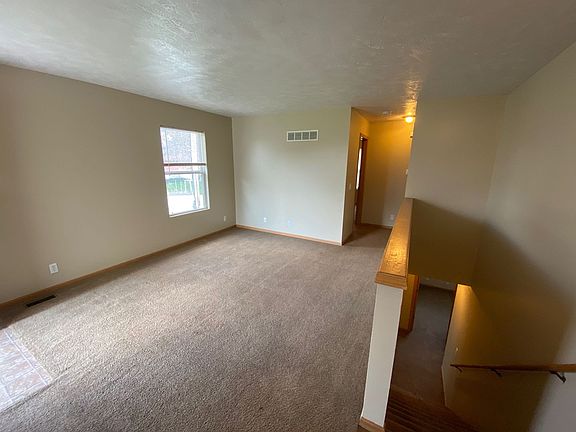 3rd image of 330-338 Sycamore Dr #330