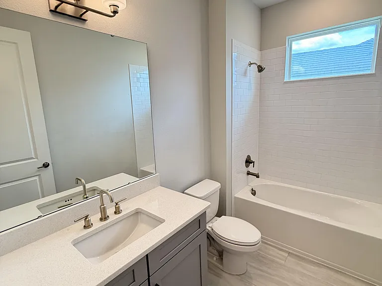1352 Arklow Cir — Photo 25