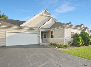 2515 Revier Park Ct #2515, Crest Hill, IL 60403