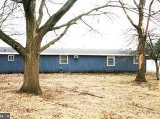 849 Mount Joy Rd, Manheim, PA 17545