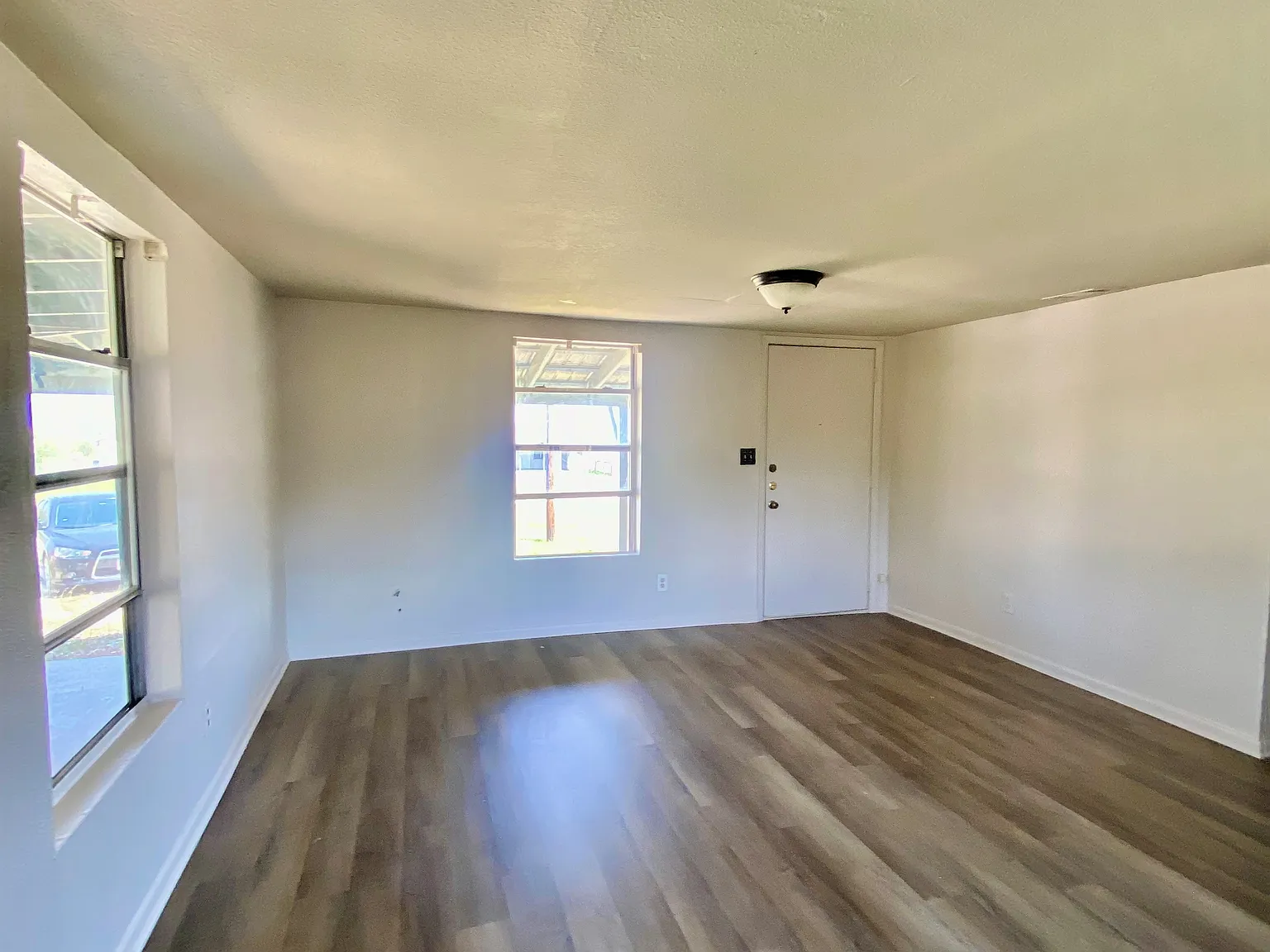 2 bed, 1100 sqft, $1,500 — Photo 4