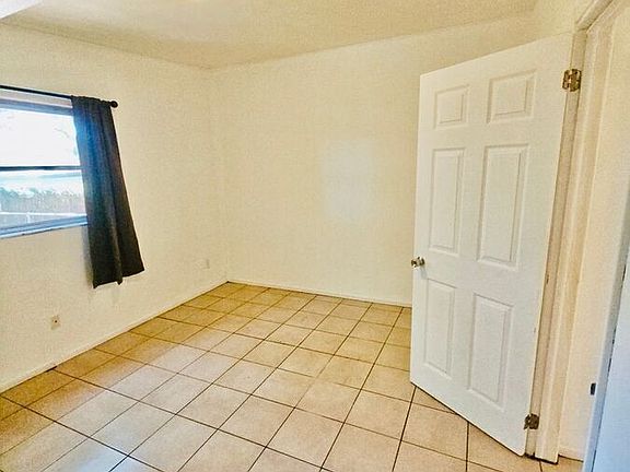 5th image of 8732 N 48th St #A