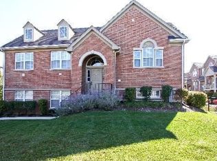 7503 Frontage Rd, Skokie, IL 60077