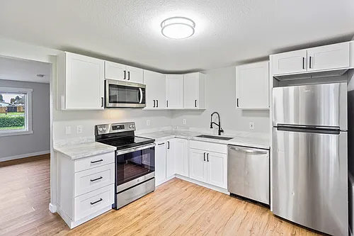 5110 Diamond Blvd SW Photo 1