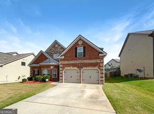 588 Oakville Trl, Hampton, GA 30228