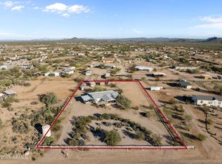 25124 W Saddle Mountain Rd, Morristown, AZ 85342