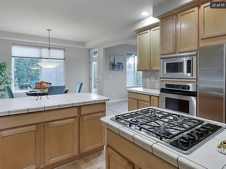 12507 NE 105th Pl — Photo 8