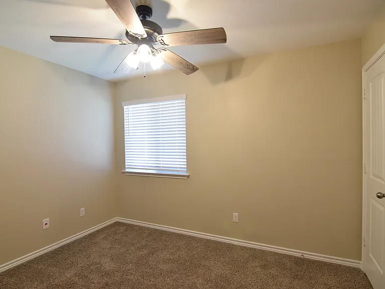 5914 Galveston Rd — Photo 9