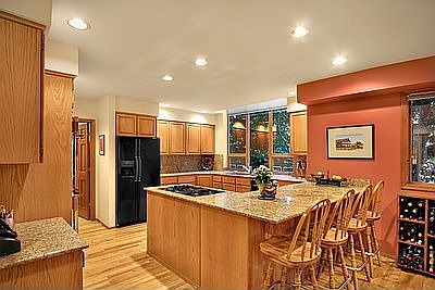 5th image of 16754 SE 49th St