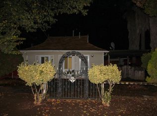 180 Santa Clara Ave, Gilroy, CA 95020