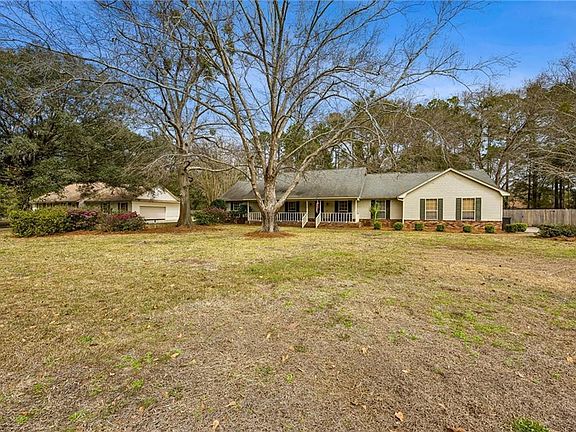 3rd image of 103 New Hammock Cir
