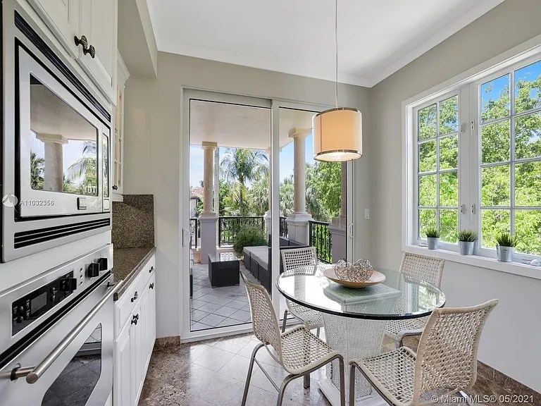 19126 Fisher Island Dr #19126 — Photo 11