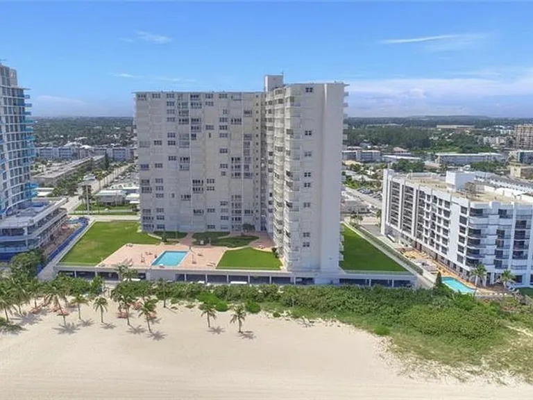 Admiralty Towers Condo