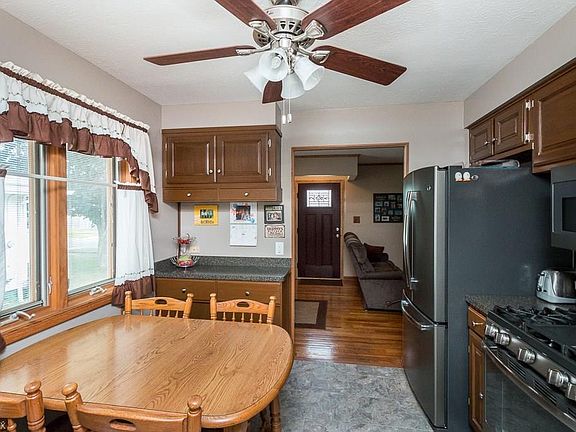 4th image of 15109 Montvale Dr