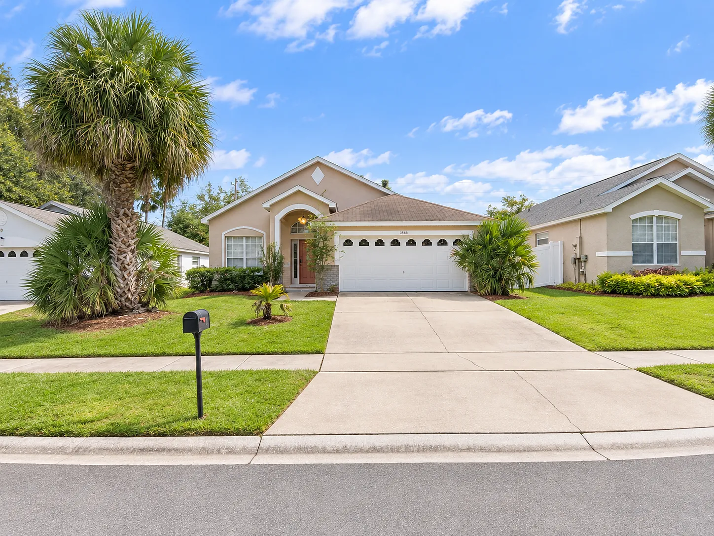 2565 Bear Creek Court, Kissimmee, FL 34747 - 1 — Photo 2