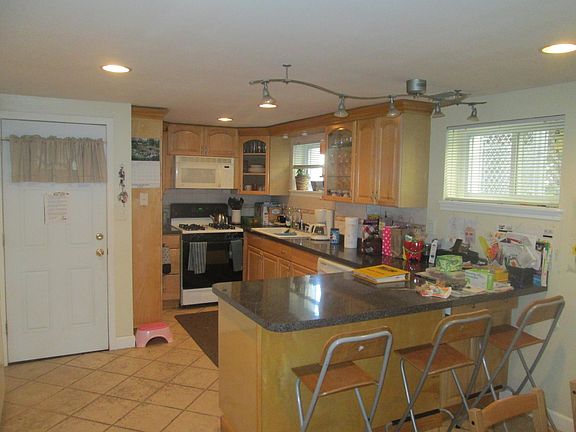 4th image of 4946 N Menard Ave