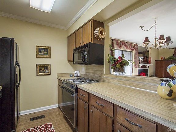 4th image of 508 Green Mountain Cir #85