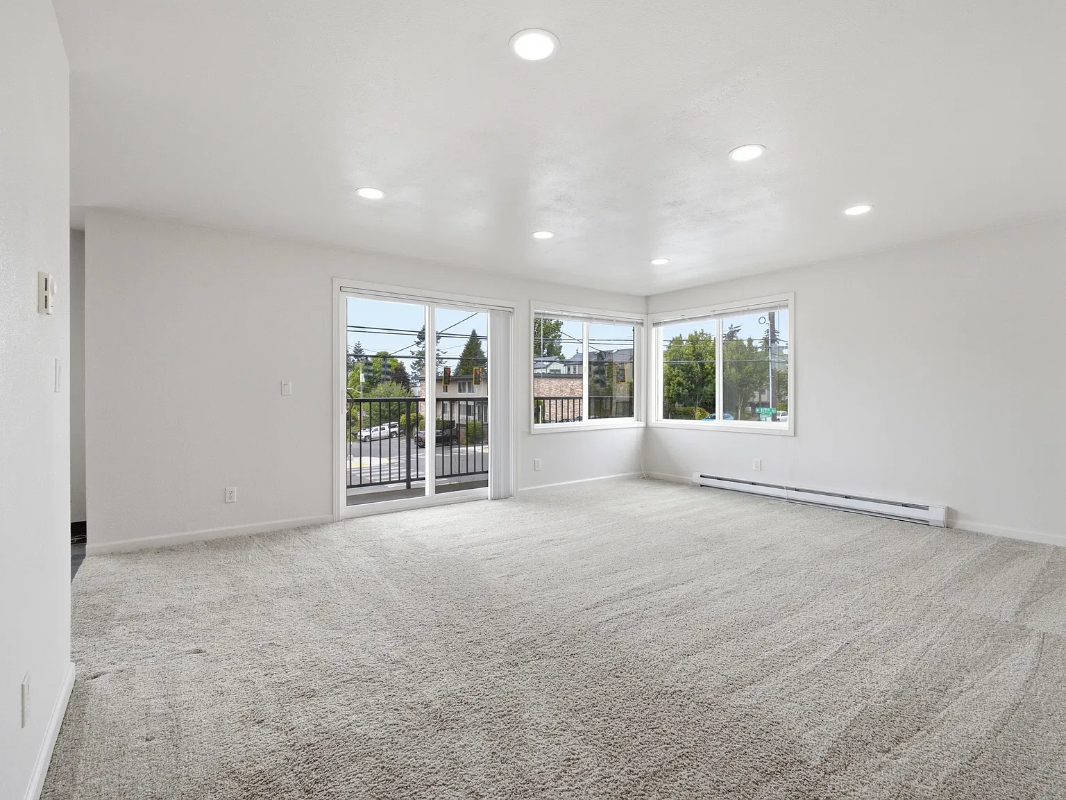 Greenwood condo — Photo 1