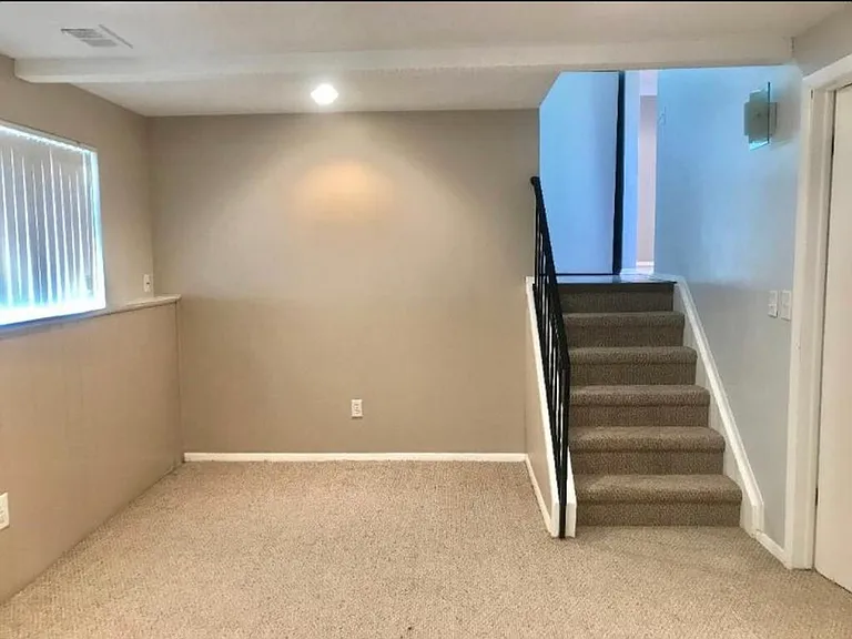 2828 Deake Ave — Photo 7