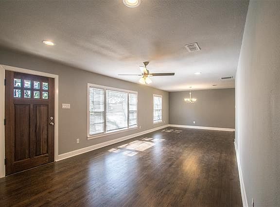 5th image of 719 Greenwood Dr