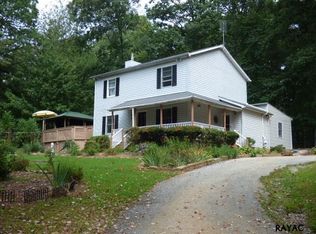 5515 Nancy Lou Ln, Stewartstown, PA 17363