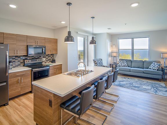 2nd image of 1885 Harbor Vista Dr #2