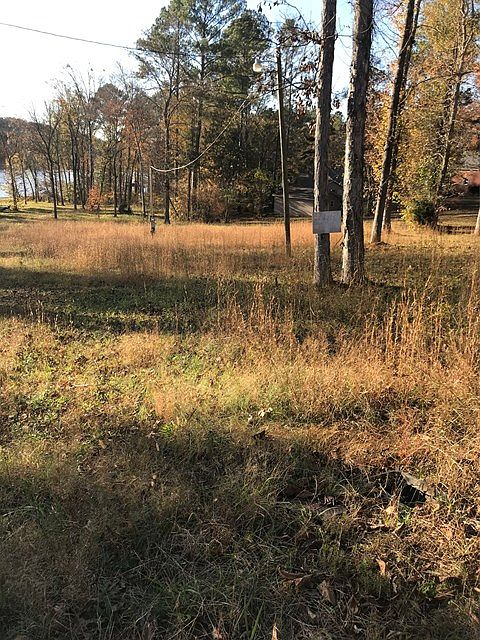 2nd image of 282 Auburn Rd