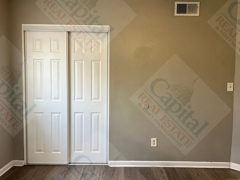 402 W Curtis Dr — Photo 12
