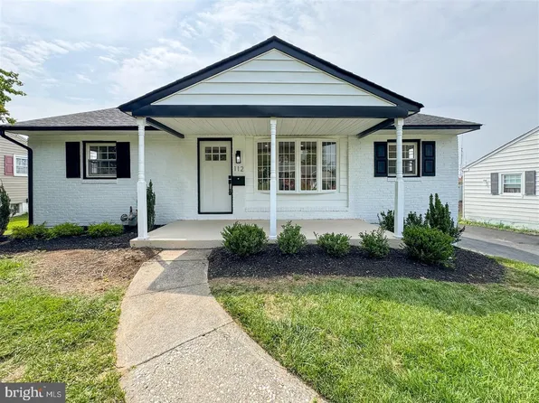 112 Raymond Ave, Aston, PA 19014