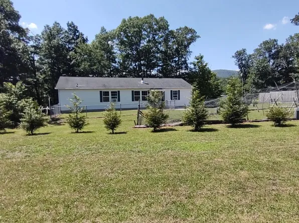 318 Walter Hollow Rd, Claysburg, PA 16625