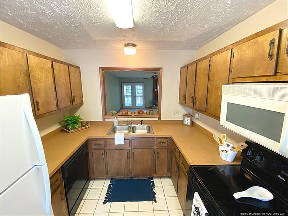 4th image of 5971 Laguna Dr