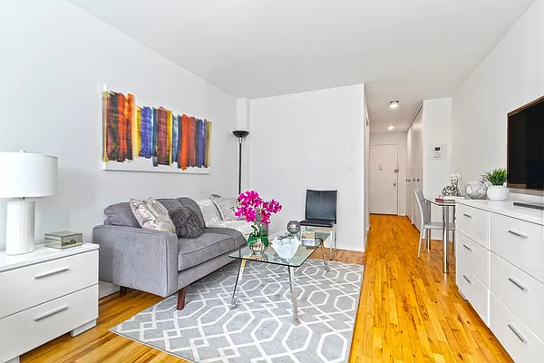 Sold by Compass | media 3