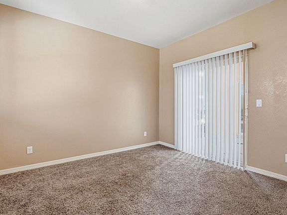 4th image of 1004 Wensley Pl